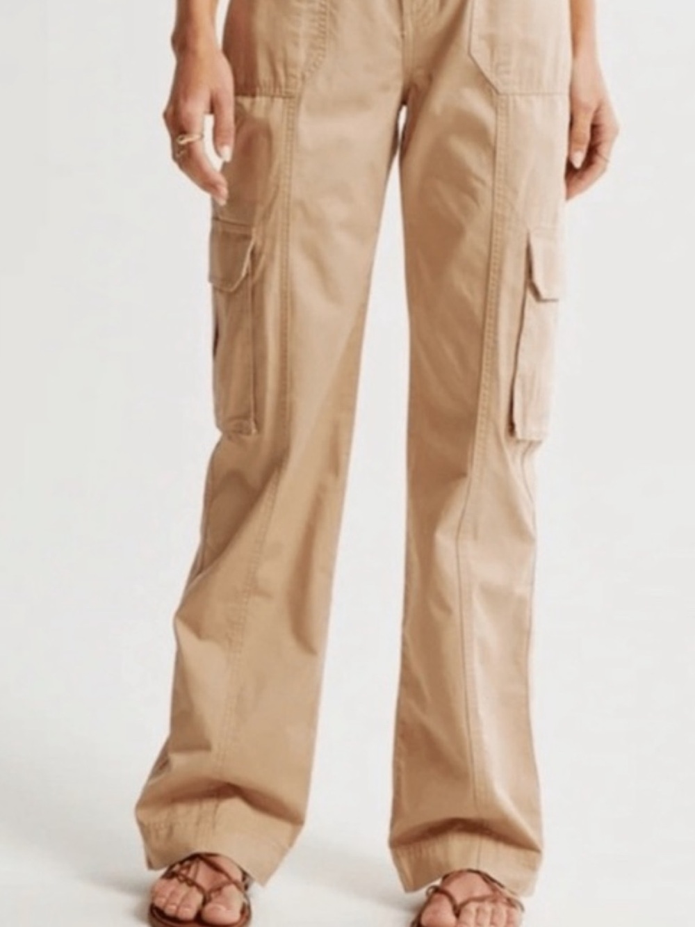 Abercrombie & Fitch Wide-Leg Cargo Pants - Khaki
